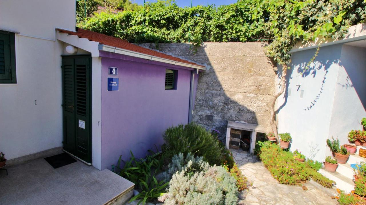 Seaside Apartment Omiš Exterior foto
